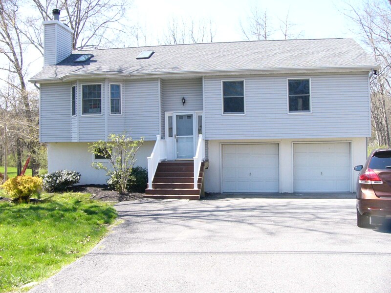 Primary Photo - 100 Prairie Ln