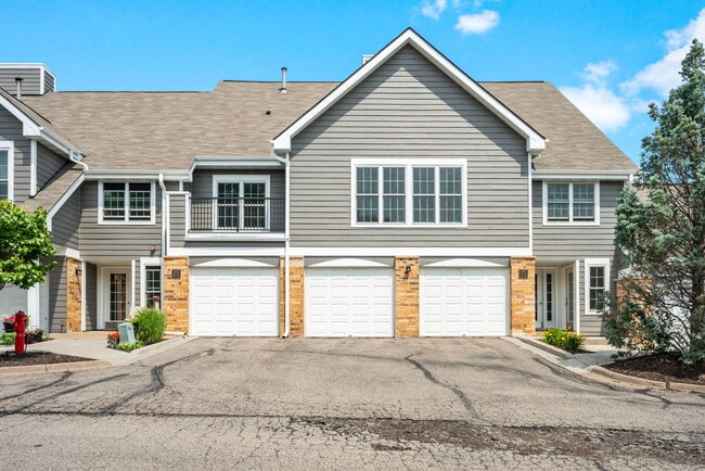 Building Photo - 6155 Chasewood Pky