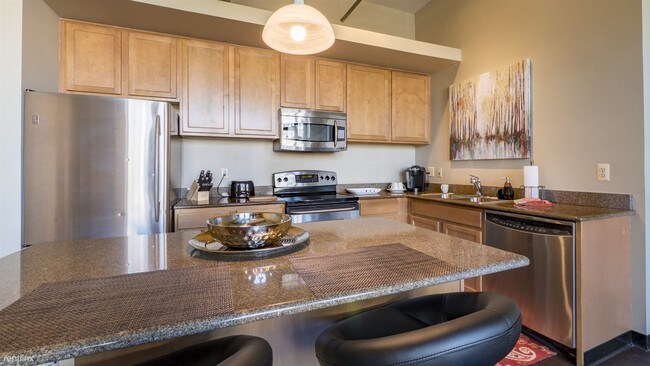 Building Photo - 1247 Woodward Ave