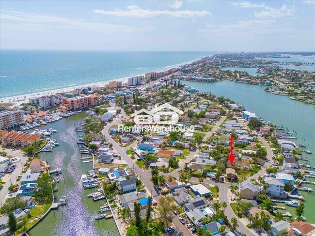 Building Photo - 13100 Boca Ciega Ave