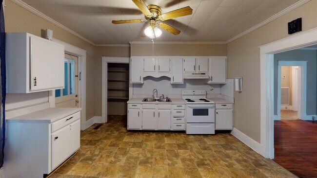 Foto del edificio - 642 Cotton Ave