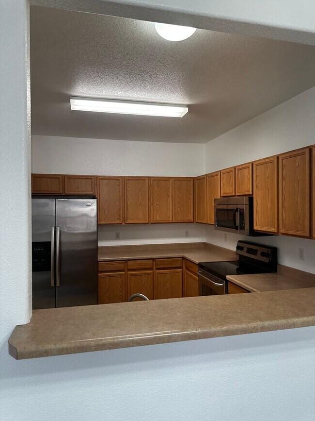 Foto del edificio - 3 bed 3 bath Town Home near Fountain Mesa