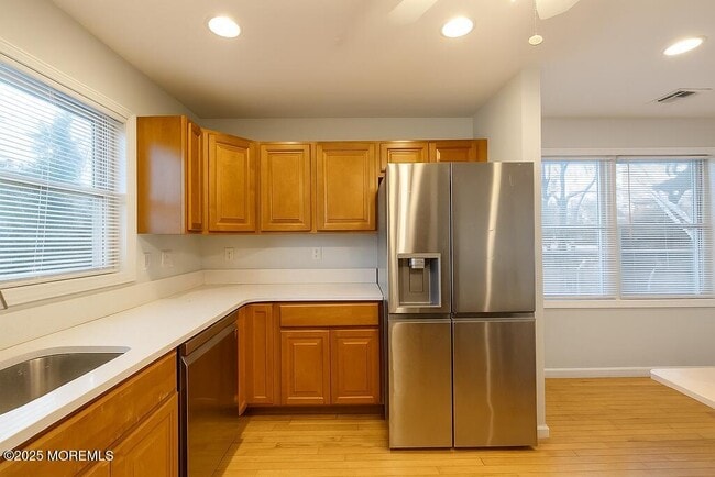 Foto del edificio - 268 NJ-36