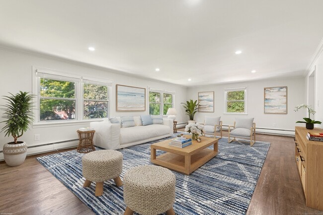 Building Photo - 48 Meyer Pl