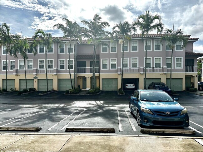 Foto del edificio - 6500 W Sample Rd