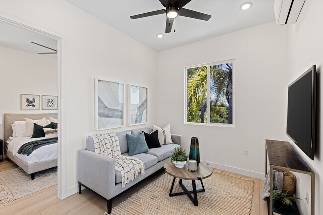 Foto del edificio - BRAND NEW Top Floor Home Available! 1 Bedroom, In-Home Laundry, Parking, View