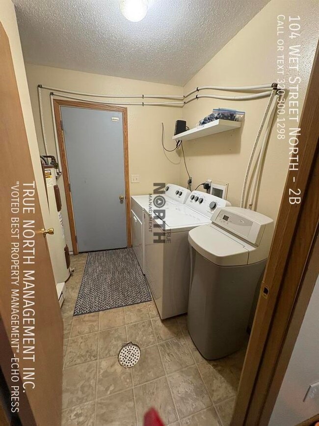 Building Photo - 104 Wet St