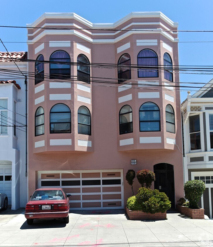 Primary Photo - 618 Spruce St