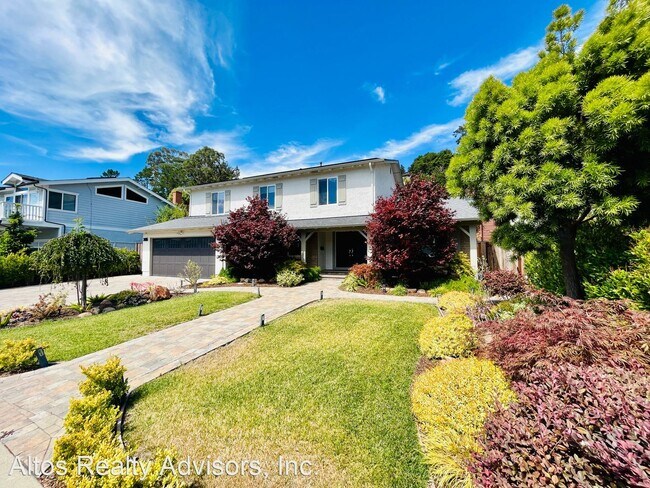 Building Photo - 5 br, 3 bath House - 3426 Brittan Avenue