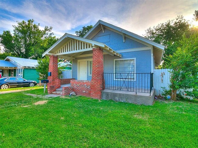 Foto del edificio - N. McKinley Ave - Triplex