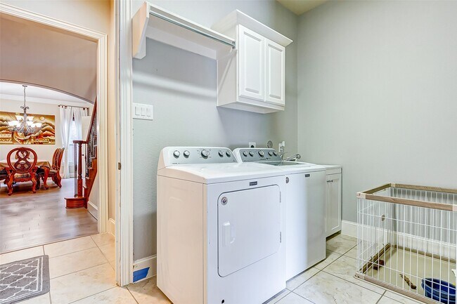 Foto del edificio - 4710 Deermeadow Falls Ln