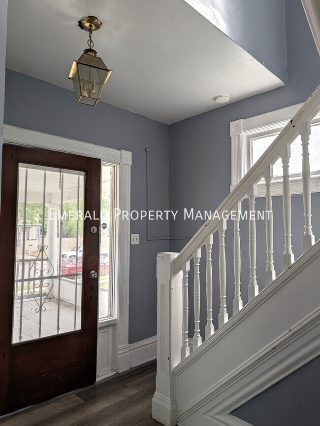 Foto del edificio - 964 N Court St