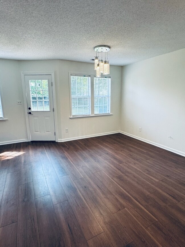Building Photo - 1225 Bacardi Ct