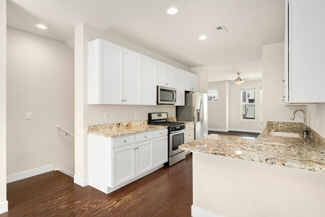 Foto del edificio - 1276 W 11th Ave