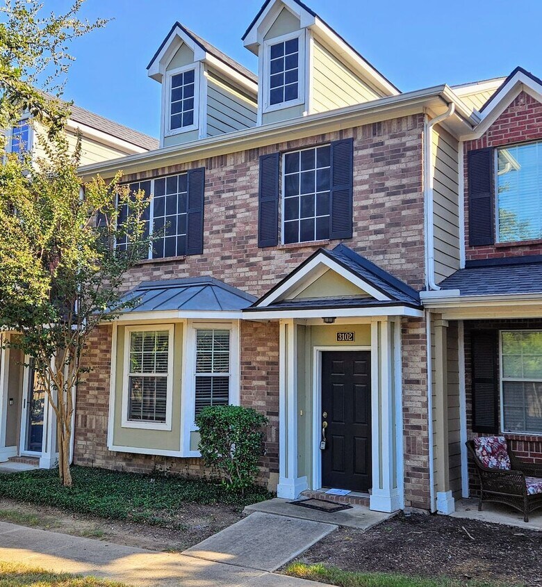 Foto principal - 3102 Bedford Rd