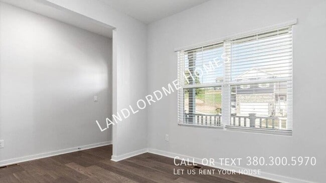 Building Photo - 163 Badger Pass