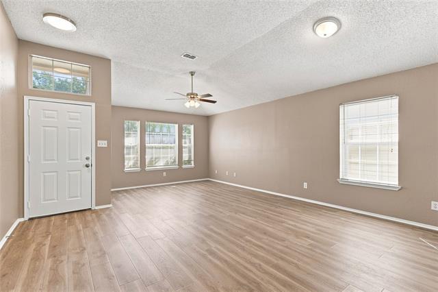 Foto del edificio - 7053 Northpointe Dr