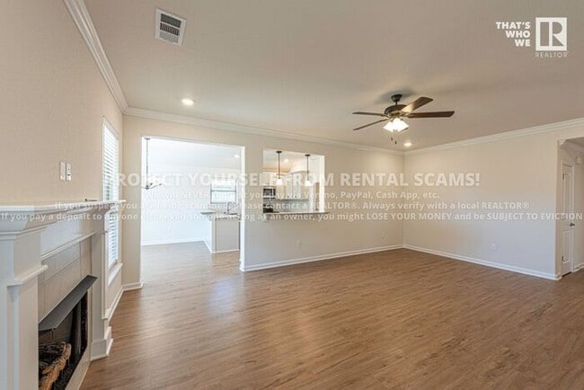 Building Photo - 729 Quartzite Ave