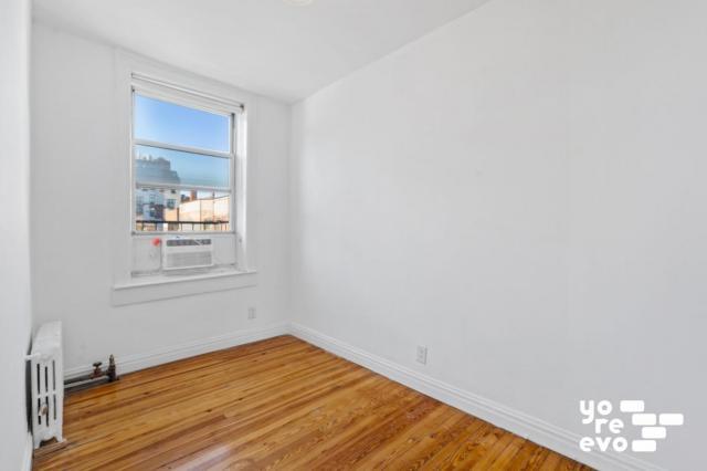 Foto del edificio - 2 bedroom in NEW YORK NY 10012