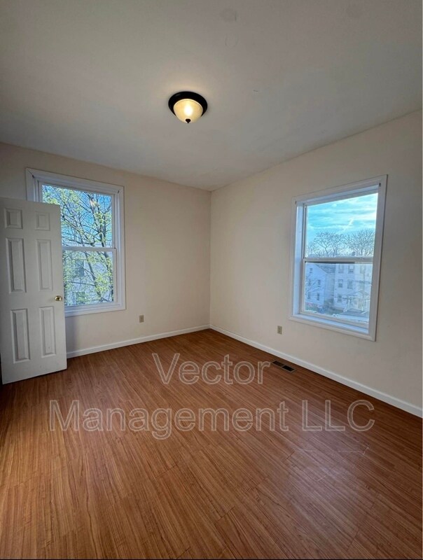 Foto del edificio - 34 Wolcott St