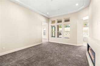 Building Photo - 11014 Horizon Ledge Ave