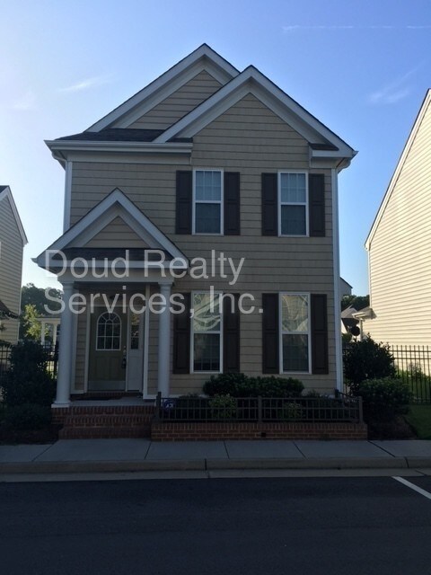 Foto del edificio - 8236 Lee Hall Ave
