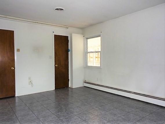 Building Photo - 3 bedroom in Spring Valley New York 10977