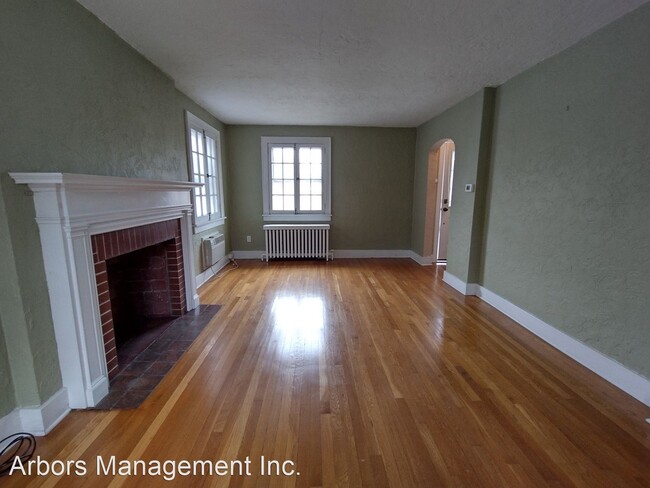 Foto del edificio - 3 br, 1 bath House - 1129 Winterton Street