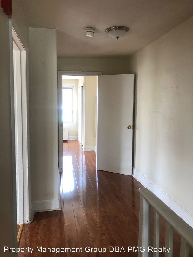 Foto del edificio - 2245 Bainbridge St