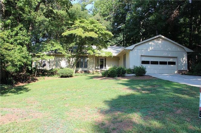 Foto principal - 3526 Clubland Dr
