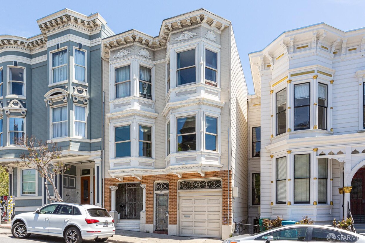 Primary Photo - 909 Guerrero St