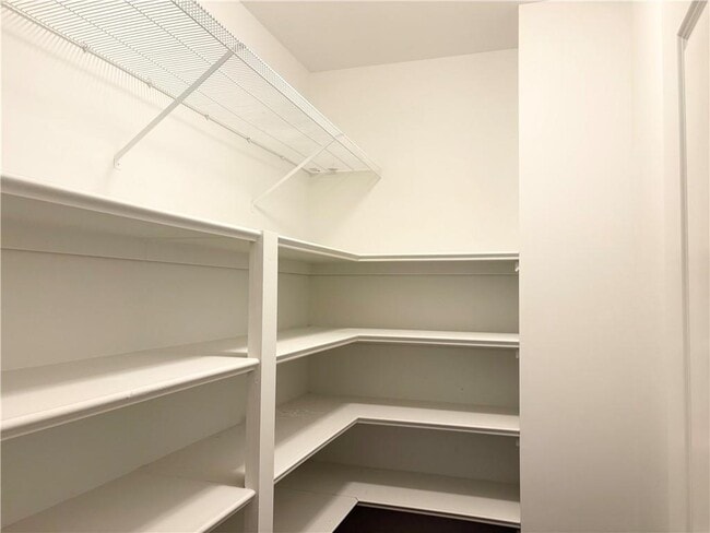 Foto del edificio - 204 Providence Ln