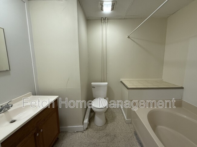 Foto del edificio - 357 S 3rd St