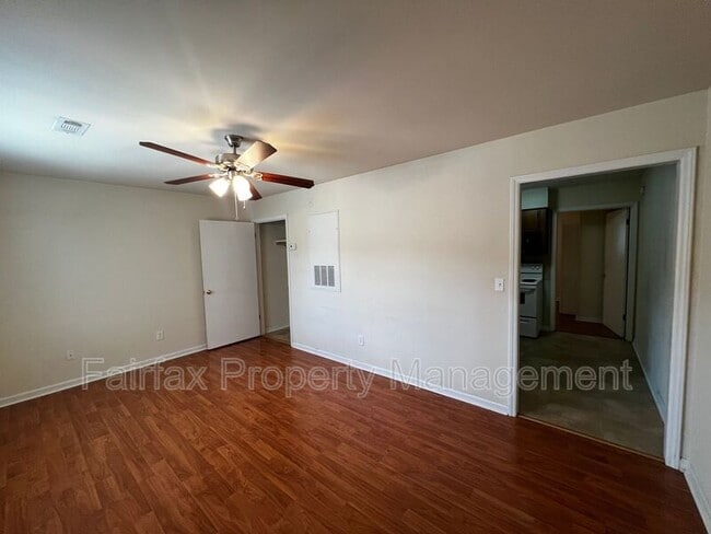 Building Photo - 1309 Hudson Ave