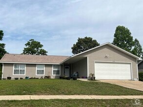 Building Photo - 4608 Centerpointe Dr