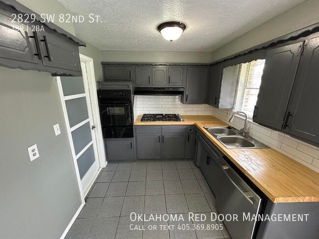 Foto del edificio - 2829 SW 82nd St