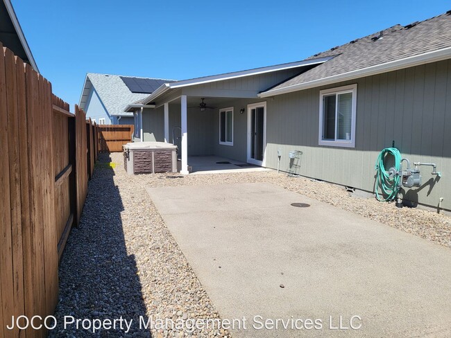 Building Photo - 3 br, 2 bath House - 1634 George Tweed