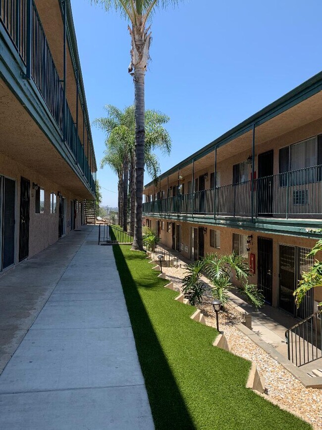 Foto del edificio - Rancho Pointe Apartments