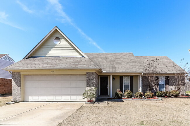 Building Photo - 6903 Wrenwood Dr