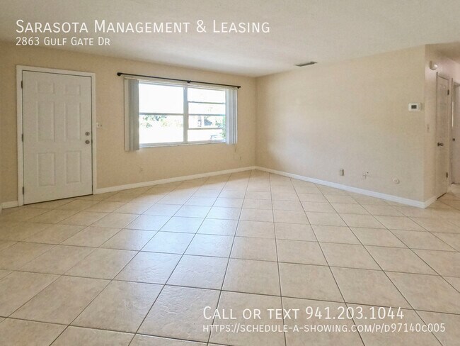 Building Photo - 2 Bed 2 Bath Home in Gulf Gate Near Siesta...