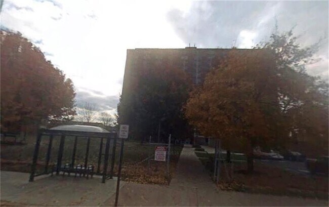Building Photo - 130 Dr Martin Luther King Blvd
