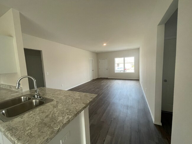 Foto del edificio - 2609 S Silver St