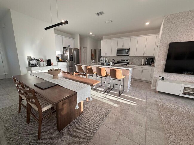 Foto del edificio - 2289 Treasure Hill St