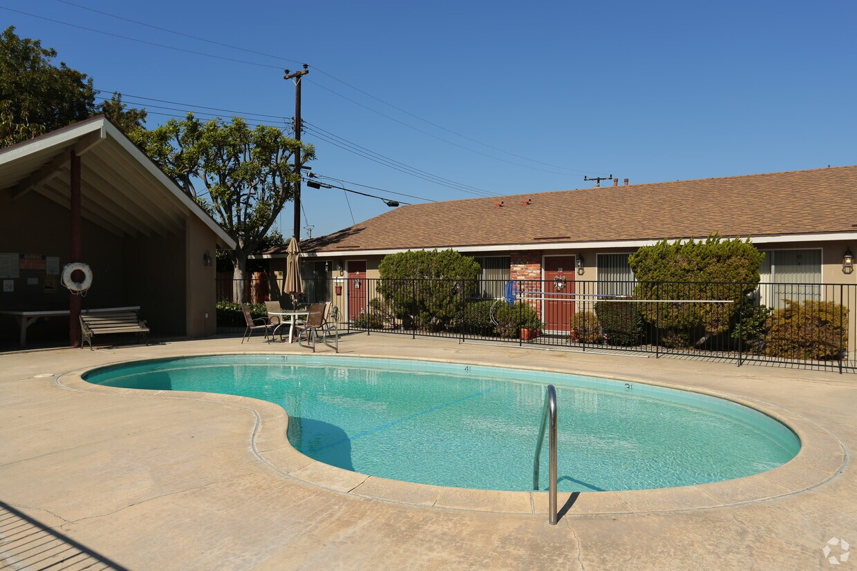 Foto del edificio - Beach Bluff Apartments