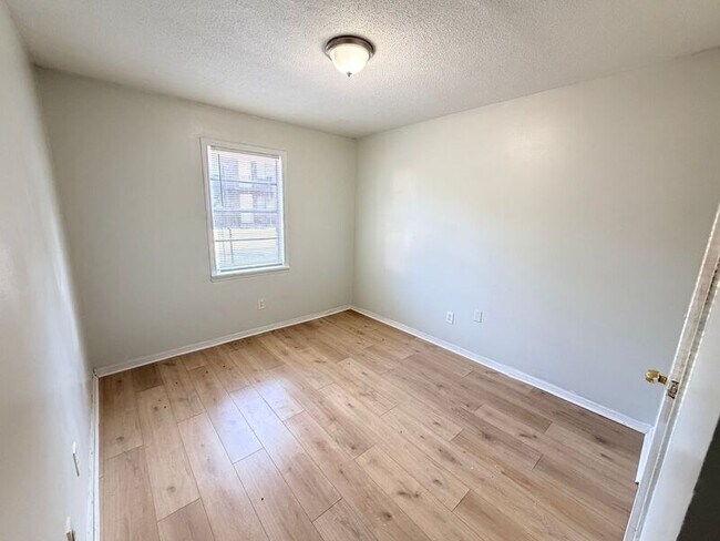 Foto del edificio - 928 53rd St N