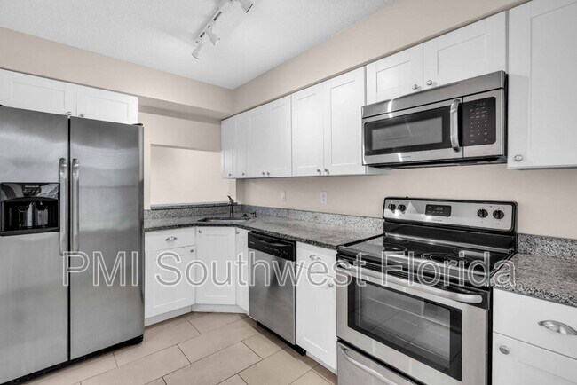 Foto del edificio - 7294 Cloister Dr