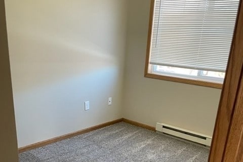 Building Photo - Creekside Cottages