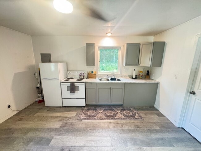 Building Photo - New Construction Efficiency just out of town.