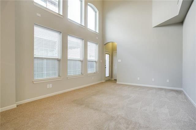 Building Photo - 1127 Ivy Charm Way