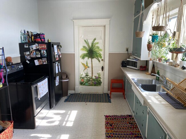 Foto del edificio - 709 Henrietta St